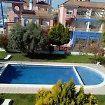 Marina Port Sea View Διαμέρισμα Τορεβιέχα