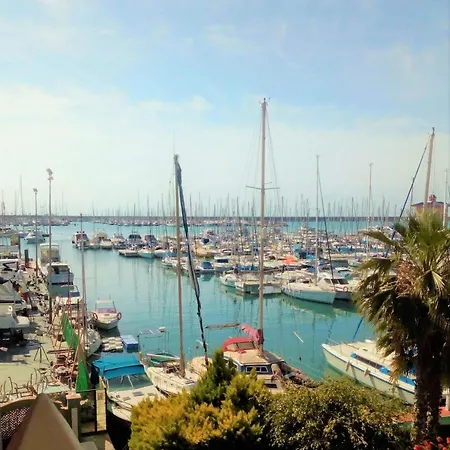 Marina Port Sea View Διαμέρισμα